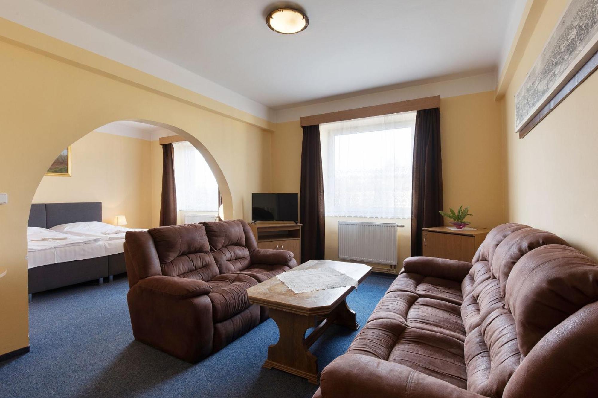 Hotel Belvedere Příbram Dış mekan fotoğraf